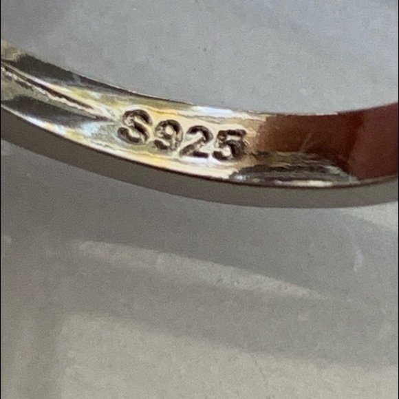 NEW 💕Fun Sapphire Bling Ring Emerald Cut Sapphire - Picture 4 of 8